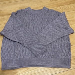 Universal Thread crewneck sweater size medium excellent condition